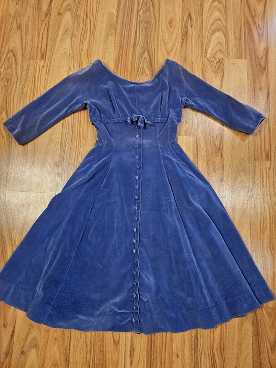 Johnathan Logan Dresses & Skirts - Vintage 1950-60s Jonathan Logan Blue Velvet Dress